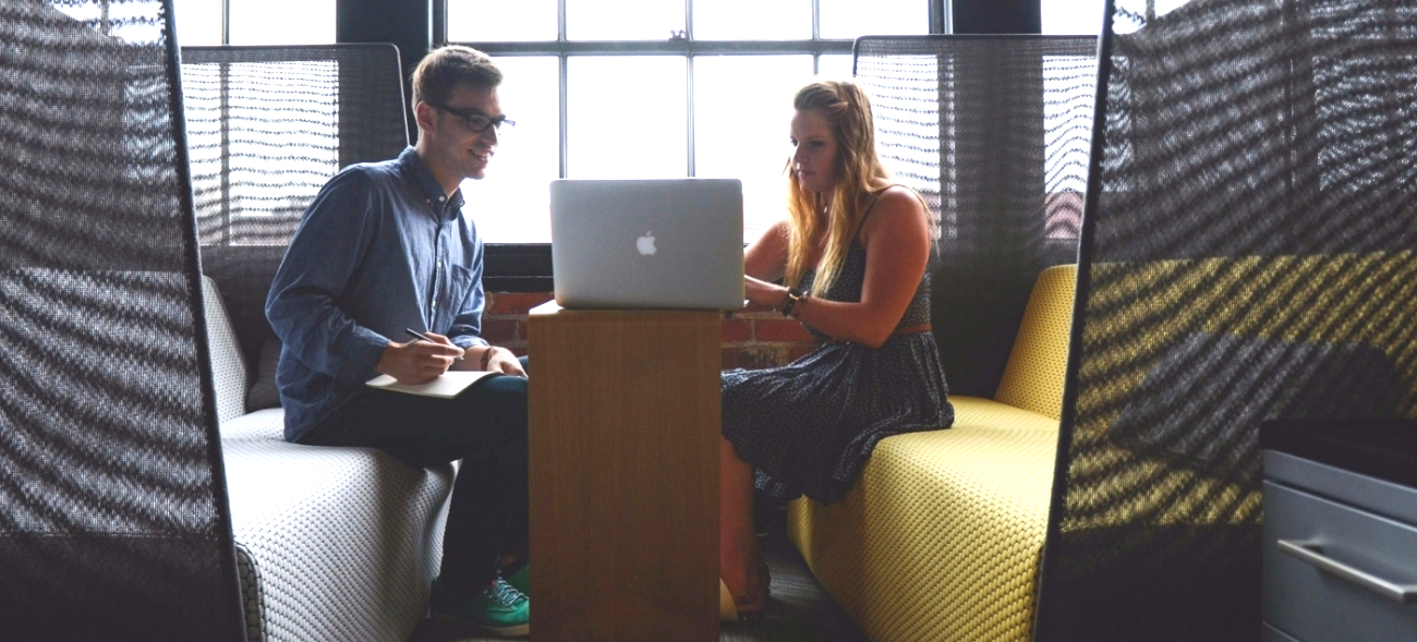 entrepreneur-startup-teamwork-mentor-
